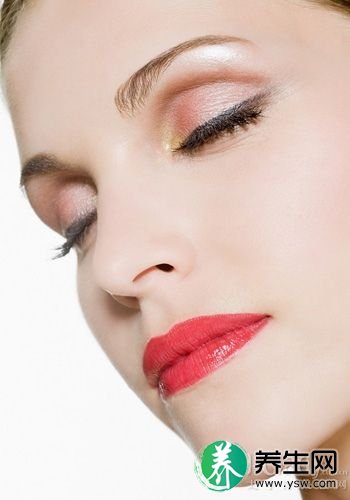 网络疯传女医学生保养攻略 网络疯传女医学生保养攻略