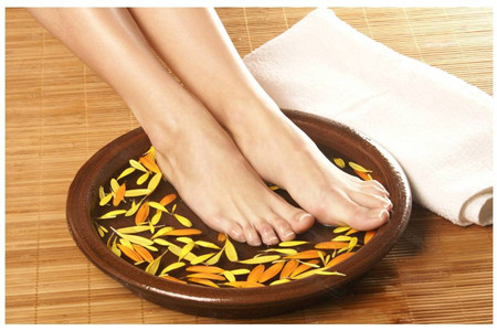 中医养生:21个泡脚秘方顺畅经络有效排寒
