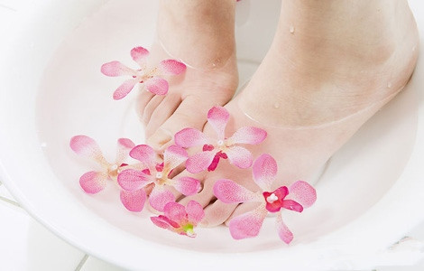 中医养生:21个泡脚秘方顺畅经络有效排寒