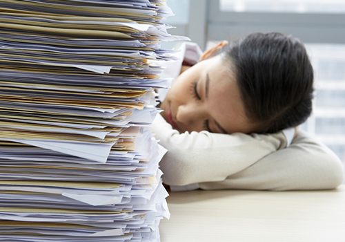 情侣拥抱竟骨折?骨质疏松沉默来袭 情侣拥抱竟骨折?骨质疏松沉默来袭