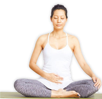 净化呼吸搭配瑜伽动作 排毒减肥 塑匀称体态