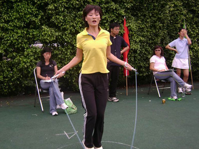 跳绳后怎样预防小腿变粗?