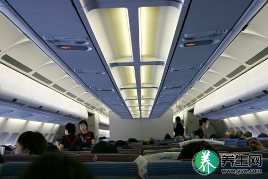 乘坐飞机 乘坐飞机