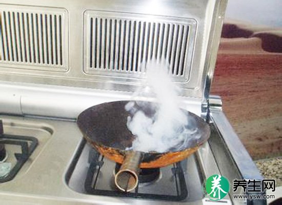 油烟成为女性肺癌主要元凶 油烟成为女性肺癌主要元凶