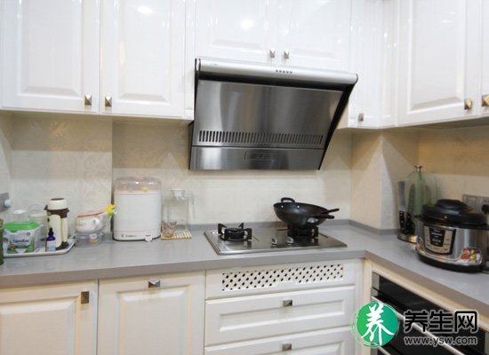 正确安装油烟机减少油烟 正确安装油烟机减少油烟