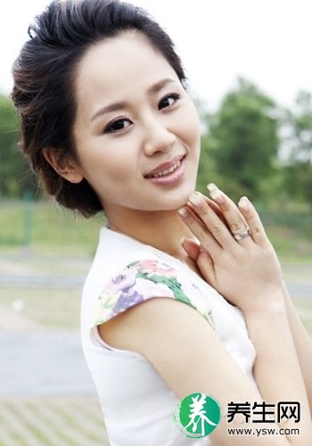 90后女星素颜谁更水嫩 无PS照曝光肌肤状态 90后女星素颜谁更水嫩 无PS照曝光肌肤状态